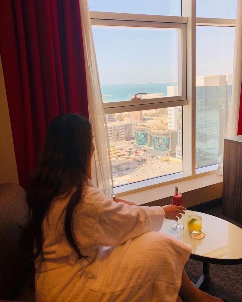 Swiss-belhotel Seef Bahrain 4*